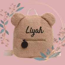 Lade das Bild in den Galerie-Viewer, Teddy Rucksack mit Namen Children Travel Bear Shaped Shoulder Backpack - Bestickt
